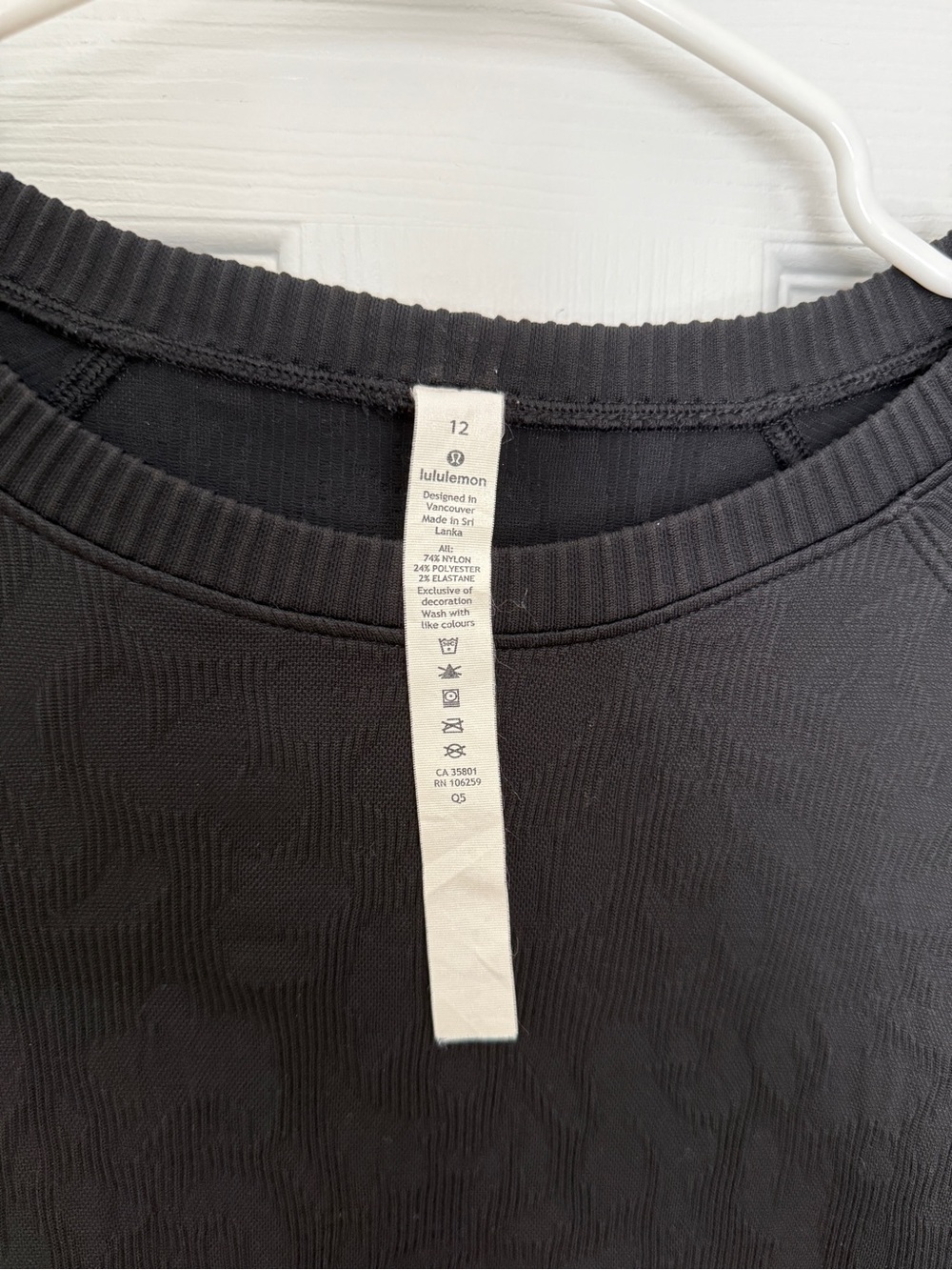 lululemon Rest Less Pullover Black Size 12 - Picture 3 of 4